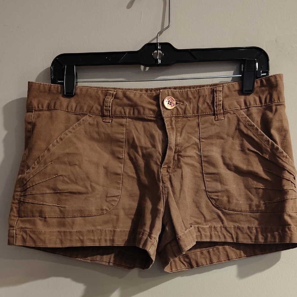 OP Women's 11 Brown Sun Ray‎ Chino Shorts